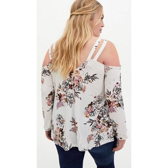 Torrid Size 1 White Floral V-Neck Cold Cutout Cold Shoulder Top - Picture 2 of 9
